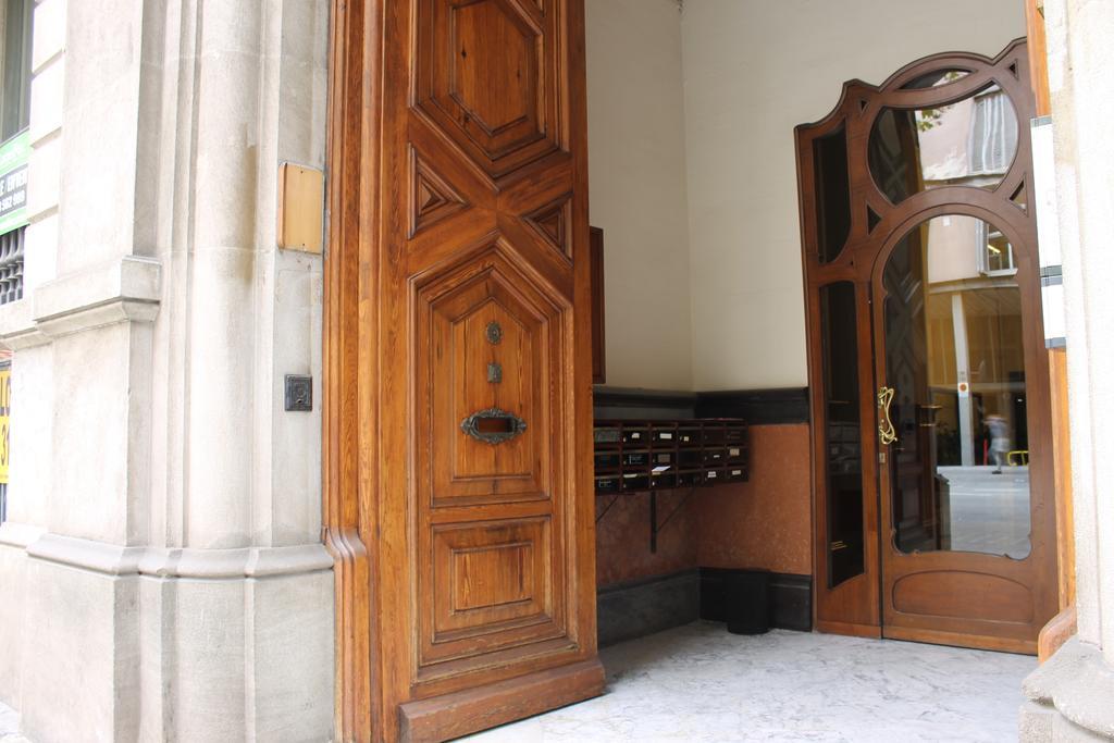 Hostal Barcelona Centro Luaran gambar