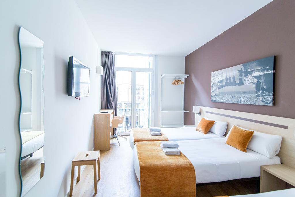 Hostal Barcelona Centro Luaran gambar